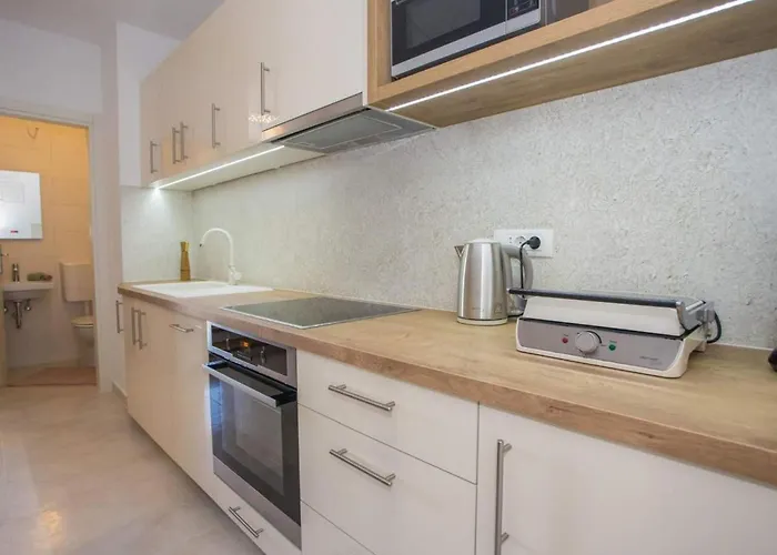 App Dany * Πόρετς